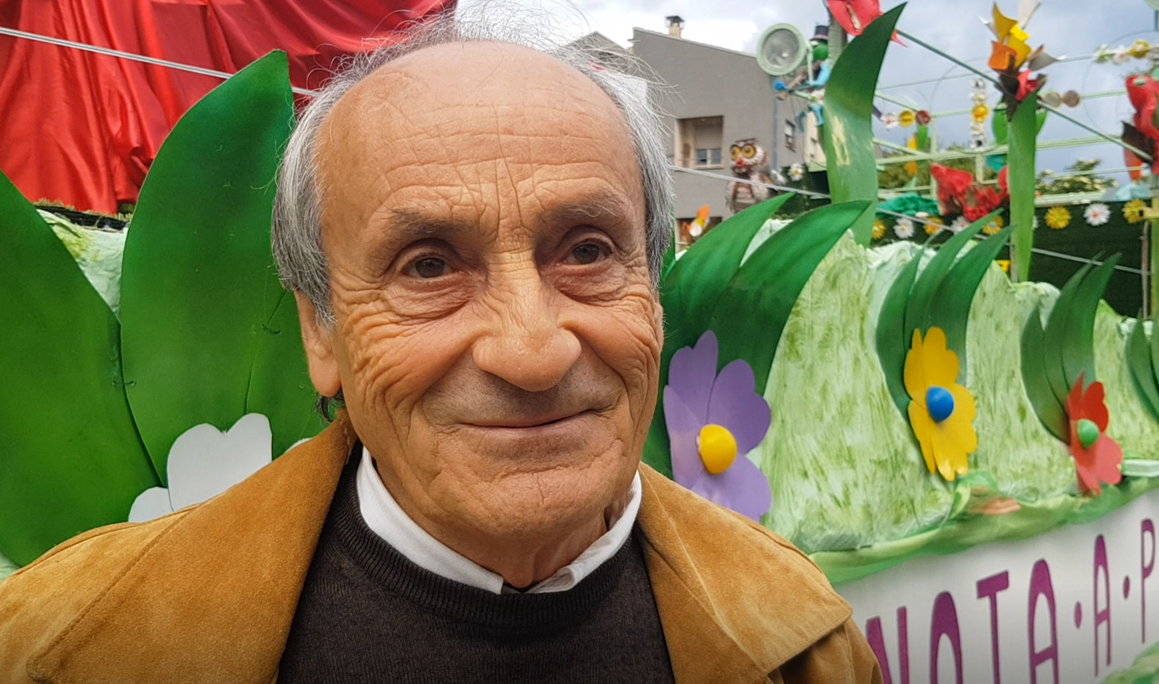 Gruppo maggiaiolo del centro storico di Terni durante il Cantamaggio